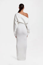 Off-Shoulder Knit Maxi Dress with Fitted Body