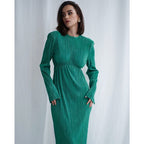 Ribbed Knit Maxi Dress with Crew Neck and Long Sleeves