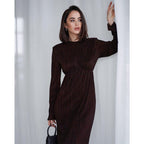 Ribbed Knit Maxi Dress with Crew Neck and Long Sleeves