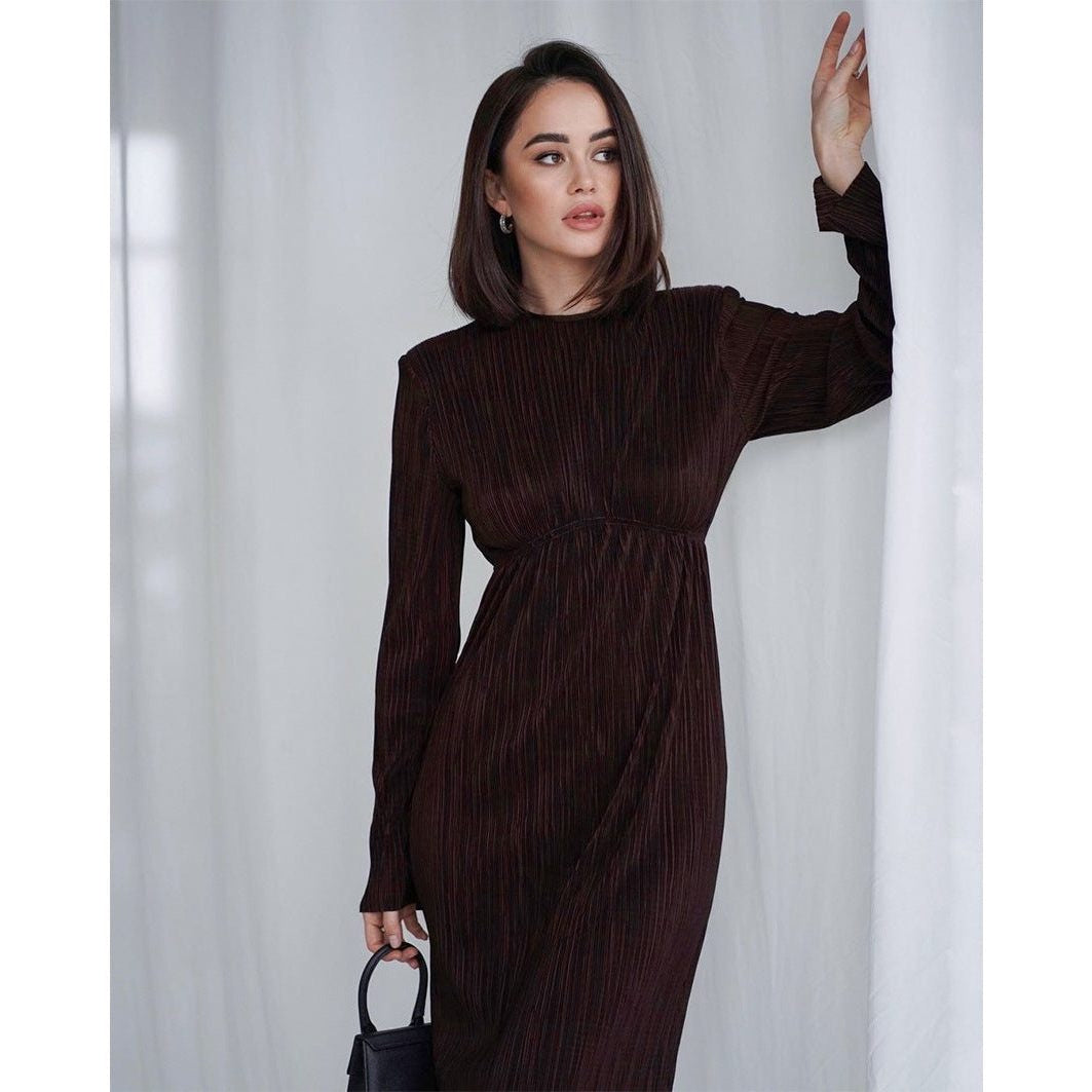 Ribbed Knit Maxi Dress with Crew Neck and Long Sleeves