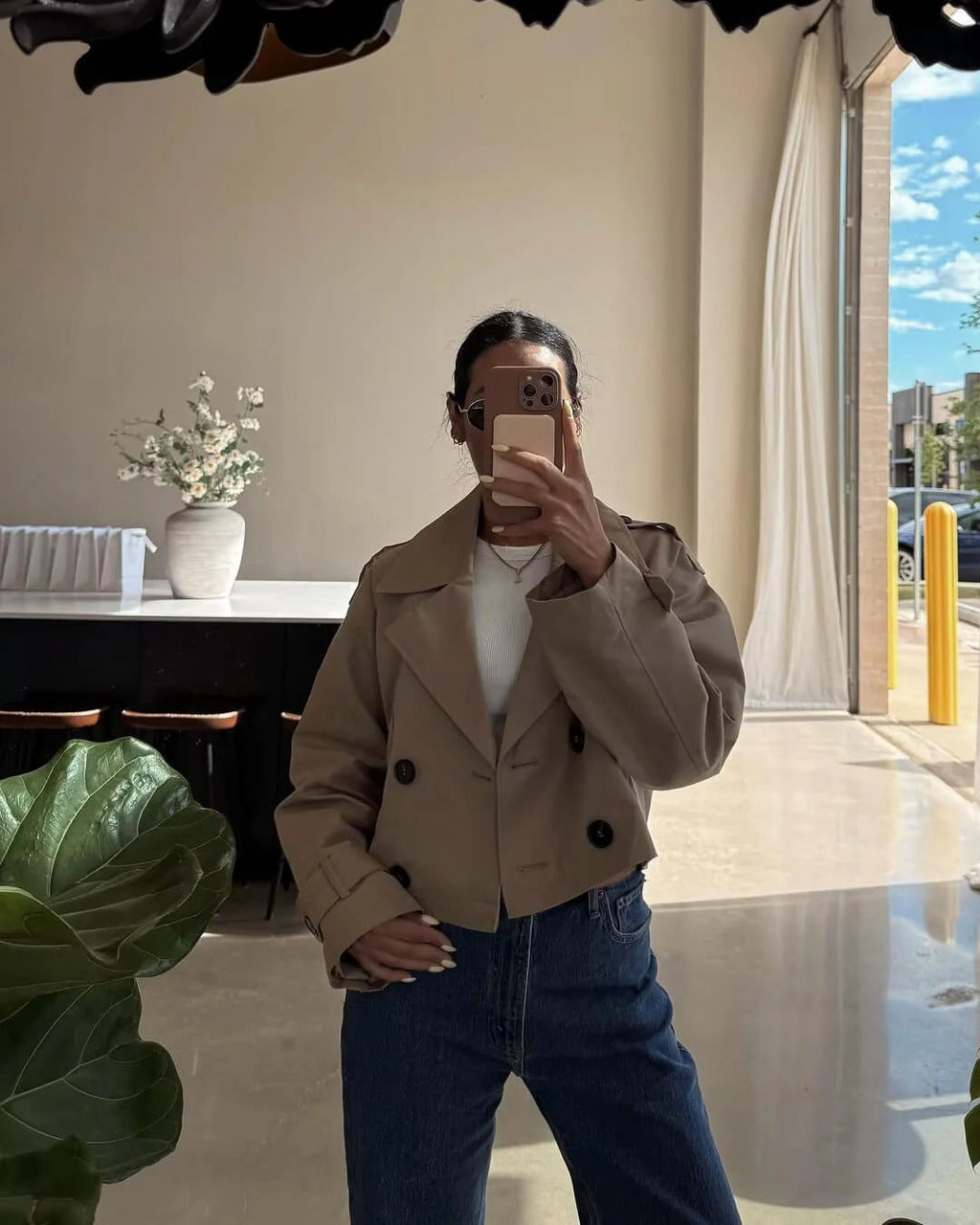 Short Double-Breasted Trench Coat with Notch Lapels