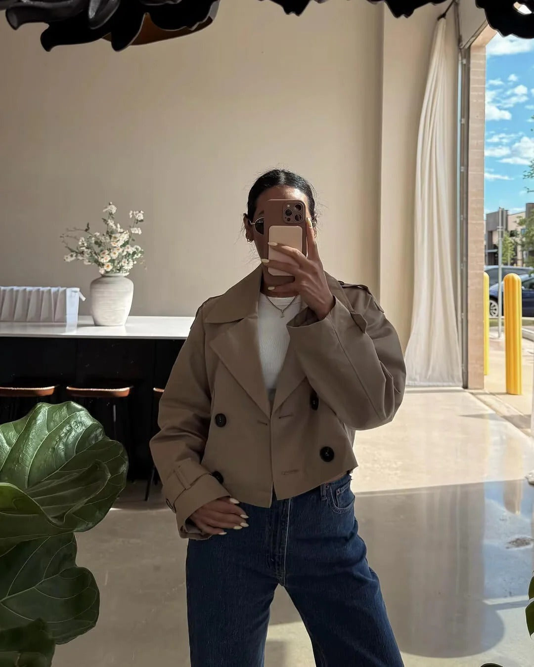 Short Double-Breasted Trench Coat with Notch Lapels