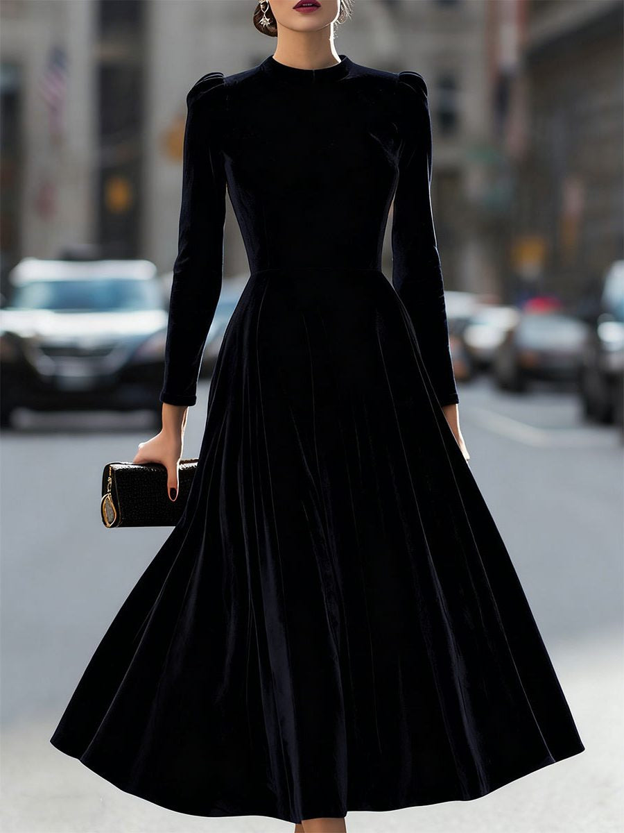 Velvet A-Line Midi Dress with Crew Neck and Long Sleeves - Black